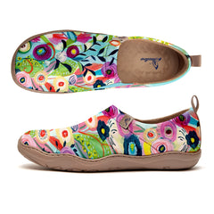 Blooming Circles Slip-On