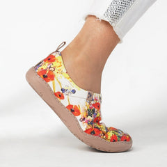 White Wildflowers Slip-On