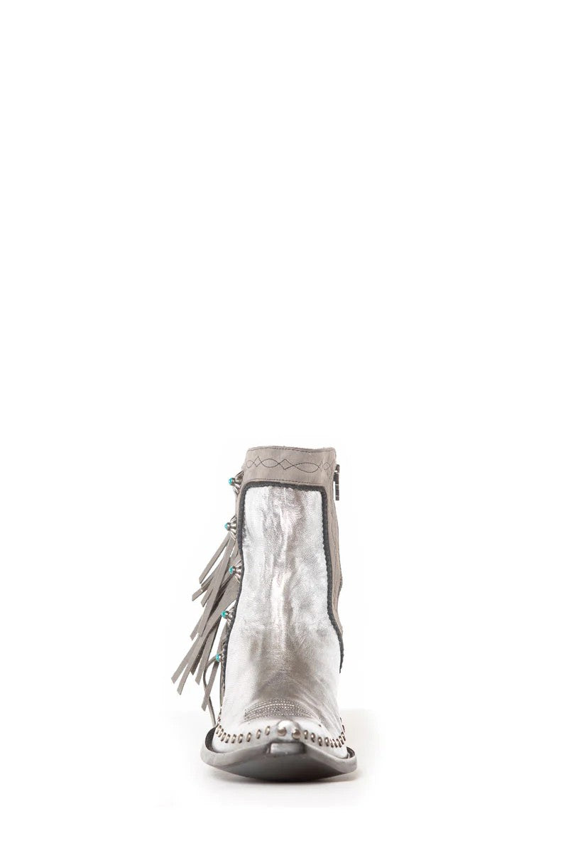 Apache Kid Boot