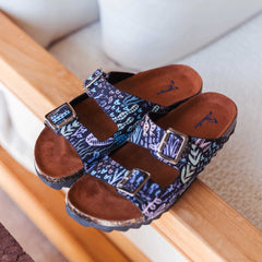 Loomi Buckle Sandal