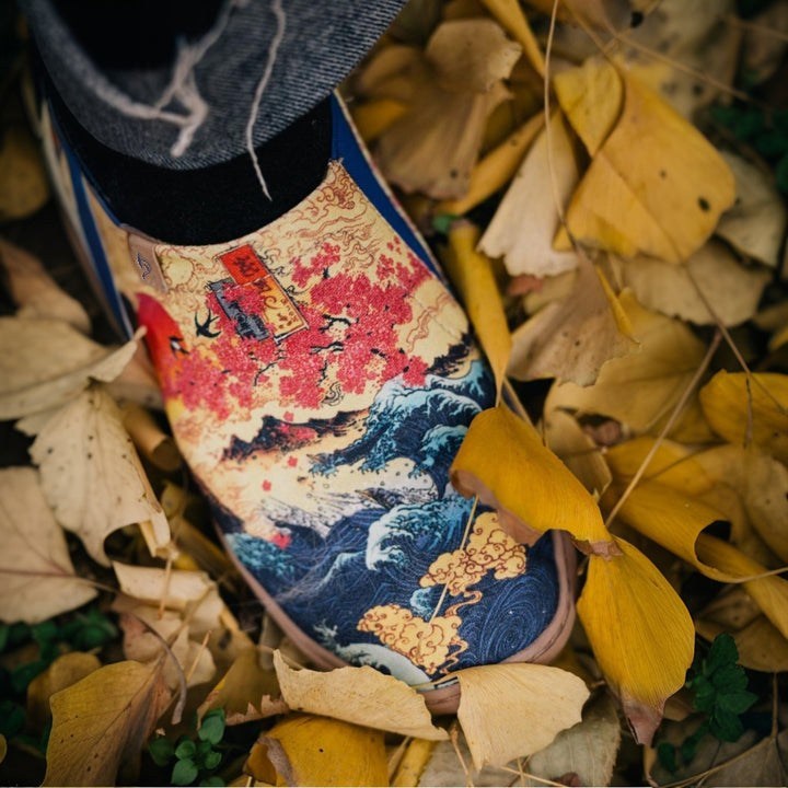 The Great Wave  Slip-On
